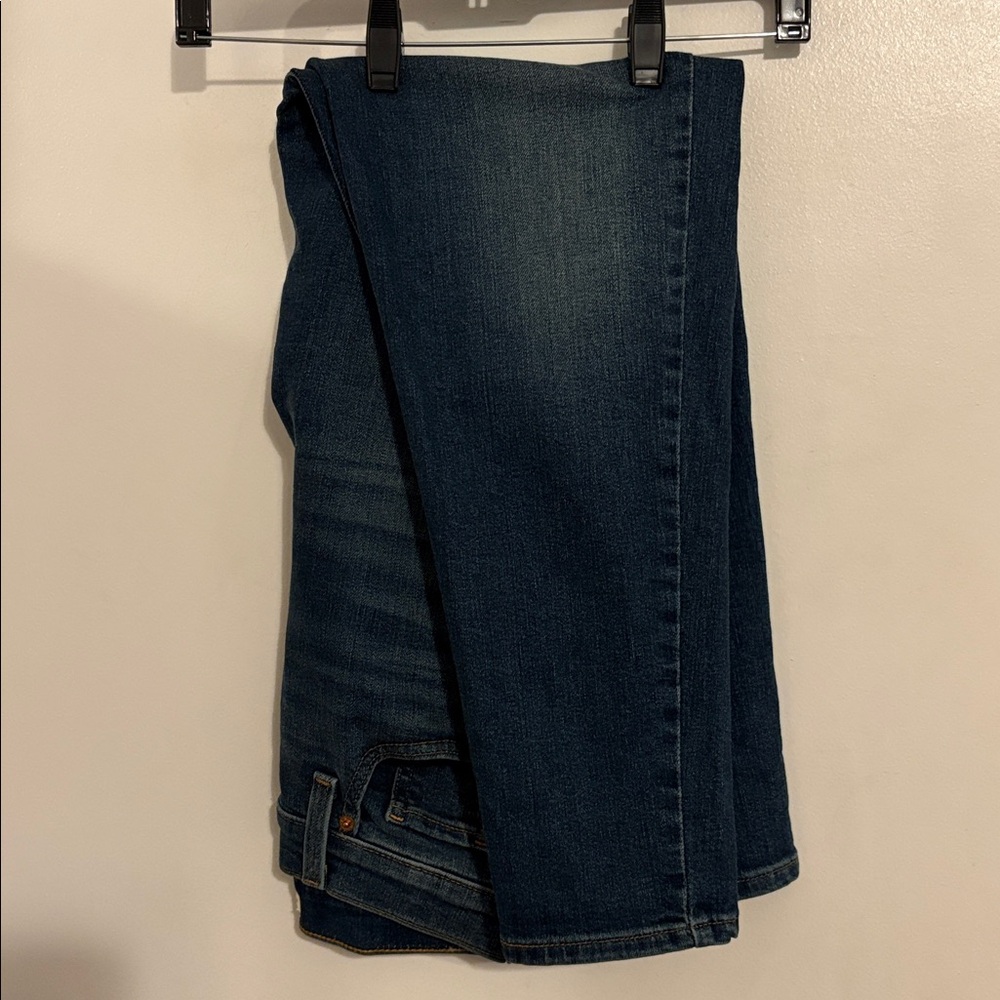 Levi's High-Rise Straight Leg Jeans - I altered them and the inseam is now 24" - Picture 6 of 9